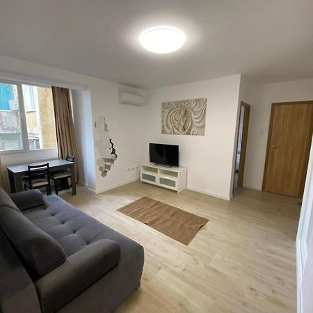 Appartement Apartament Universitate à Bucarest Extérieur photo